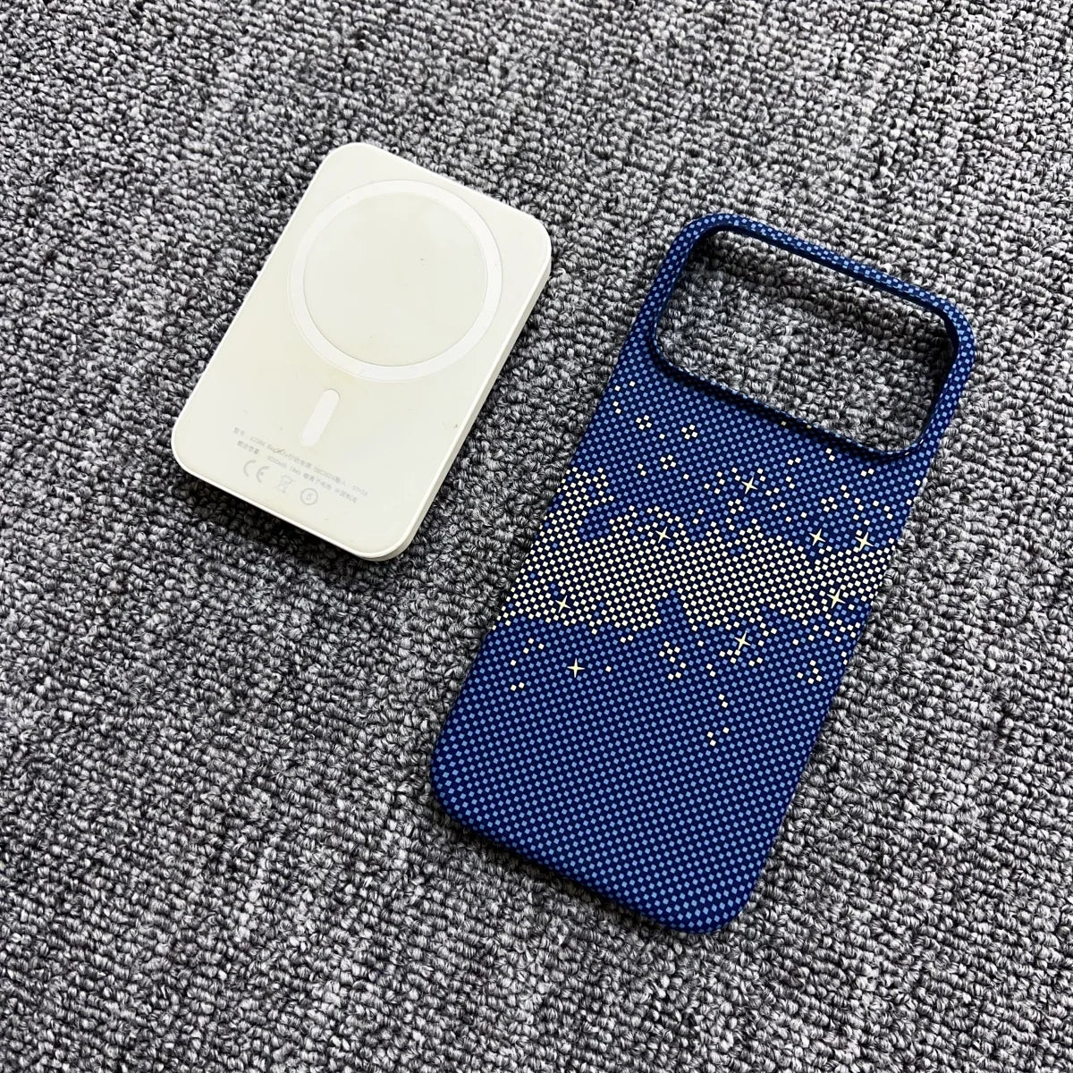 Carbon Fiber Pattern Case