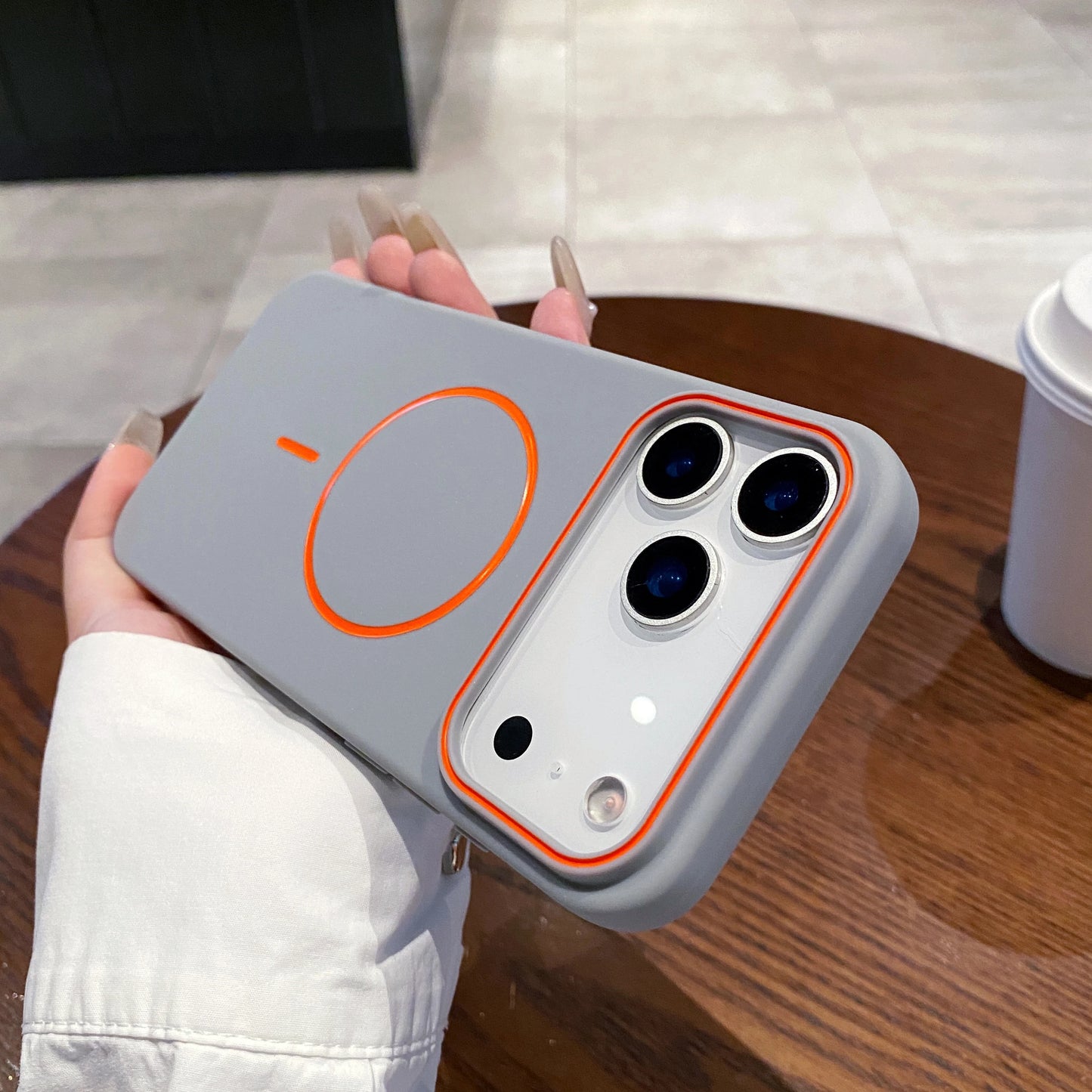 Ultrathin Magnetic Phone Case